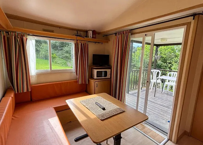 Кемпинг Con Jardin Энтрамбасагуас